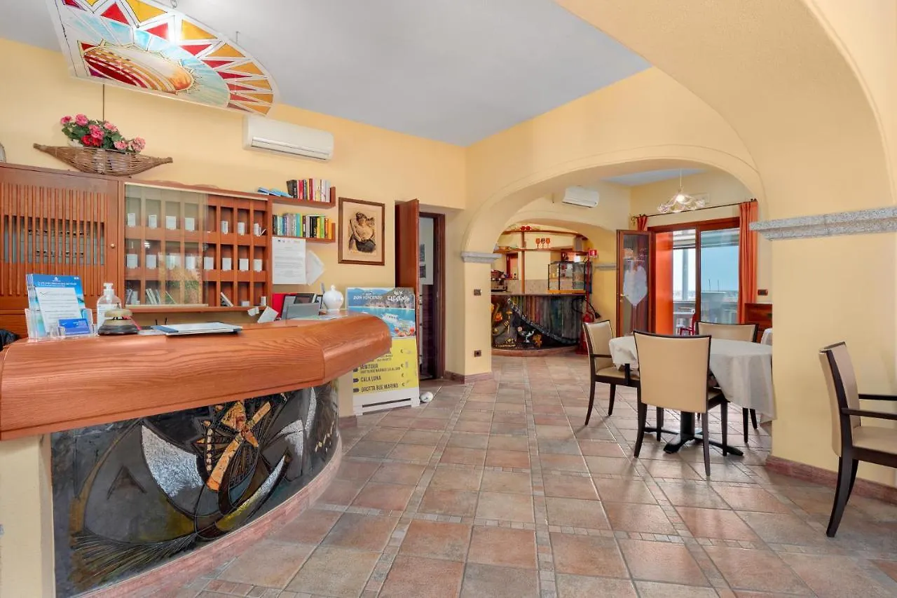 Il Nuovo Gabbiano Hotel Cala Gonone 3*,  Italy