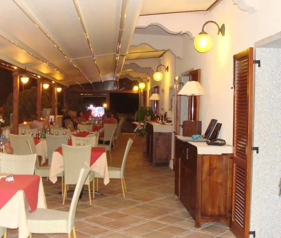 Il Nuovo Gabbiano Hotel Cala Gonone 3*,